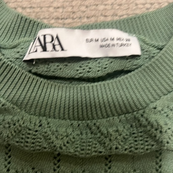 Zara Green Knit Top with Ruffled Shoulders - Picture 2 of 6